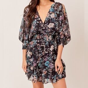 Lovestitch Glenna Split Sleeve Floral Print Mini Dress Size S